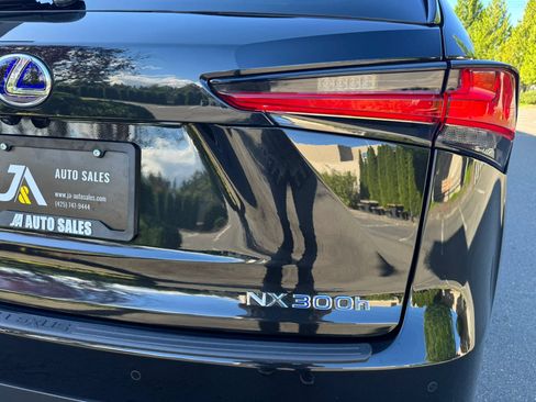 Used 2020 Lexus NX 300h AWD w/ Premium Package image 15