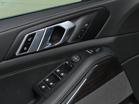 Certified 2025 BMW X5 xDrive40i w/ Premium Package image 29