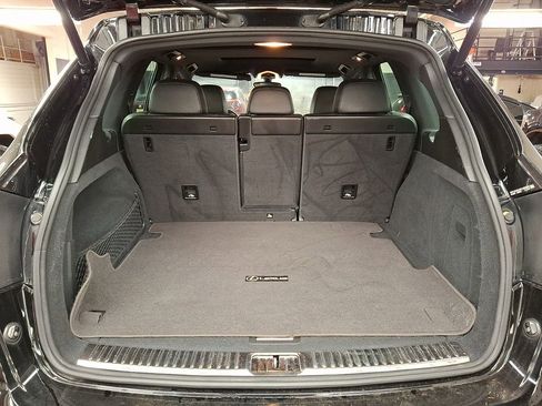 Used 2014 Porsche Cayenne AWD/4WD image 29