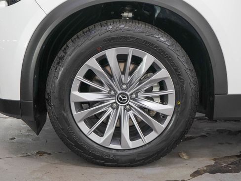 Certified 2024 MAZDA CX-90 Plug-In Hybrid w/ Preferred AWD/4WD image 31