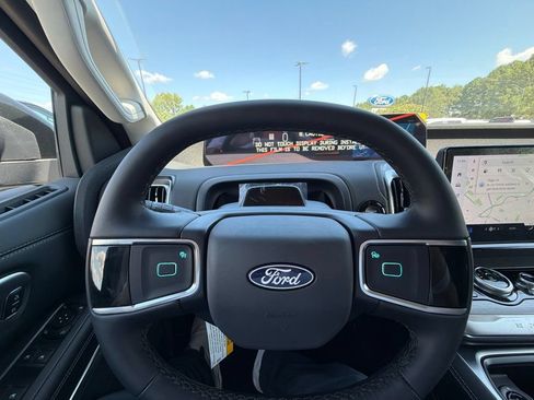 New 2027 Ford Expedition Max Platinum w/ Driver's Package AWD/4WD image 5