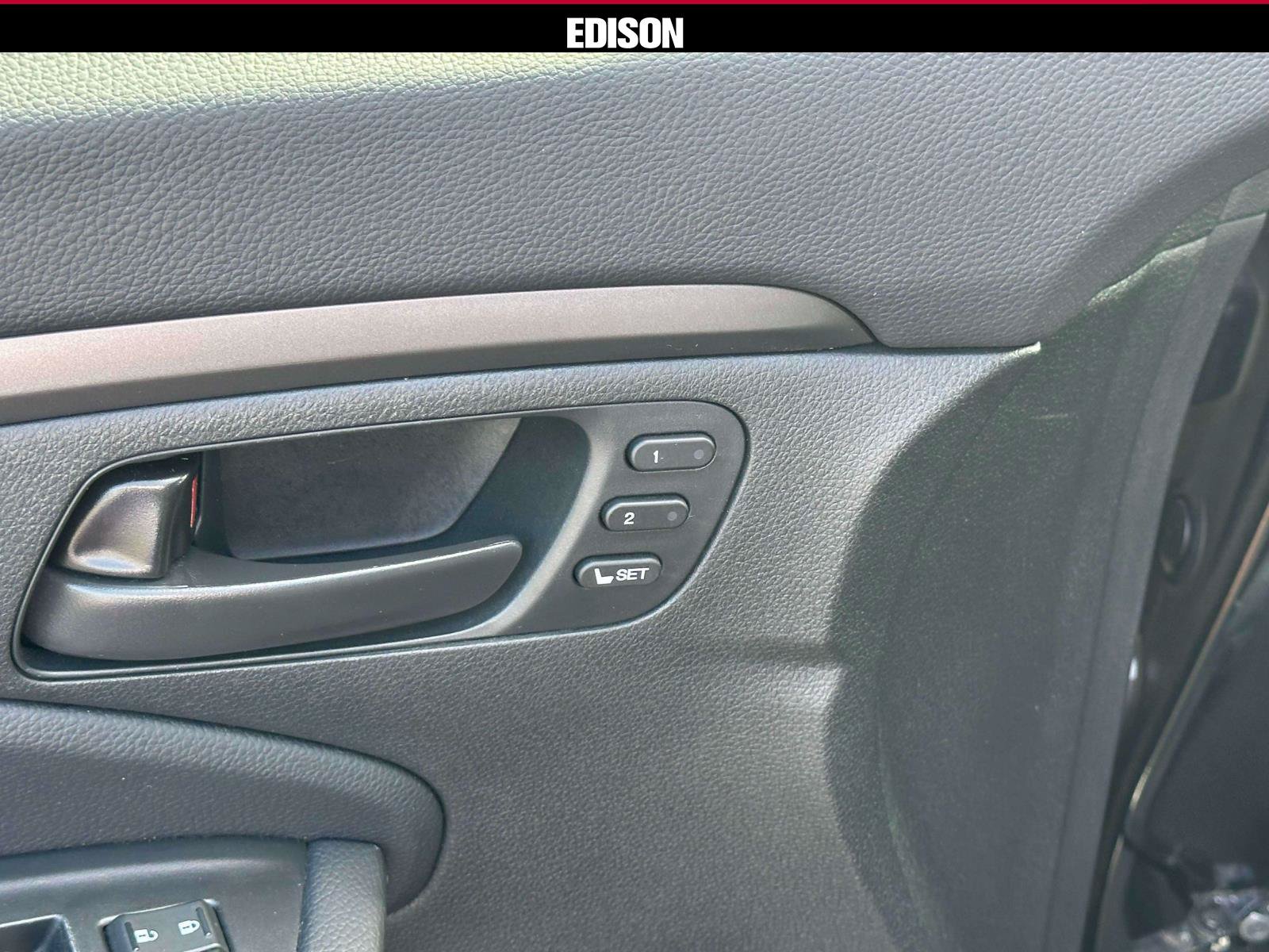 Used 2023 Honda Passport EX-L image 17