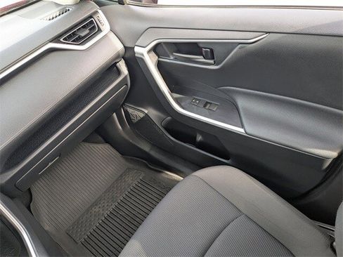 Used 2023 Toyota RAV4 LE image 18