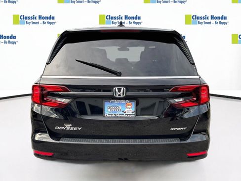 Certified 2024 Honda Odyssey Sport image 7