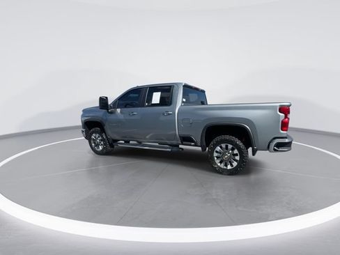 Used 2024 Chevrolet Silverado 2500 LT AWD/4WD image 6