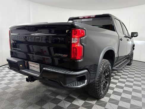 Used 2023 Chevrolet Silverado 1500 ZR2 w/ Technology Package image 6