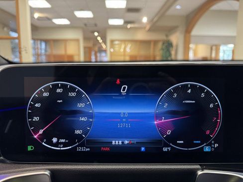 Certified 2025 Mercedes-Benz GLB 250 image 20