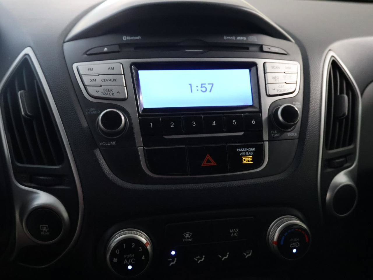 Used 2011 Hyundai Tucson GLS FWD image 15