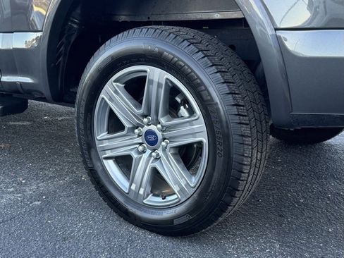 Used 2018 Ford F150 Lariat w/ Equipment Group 502A Luxury image 22