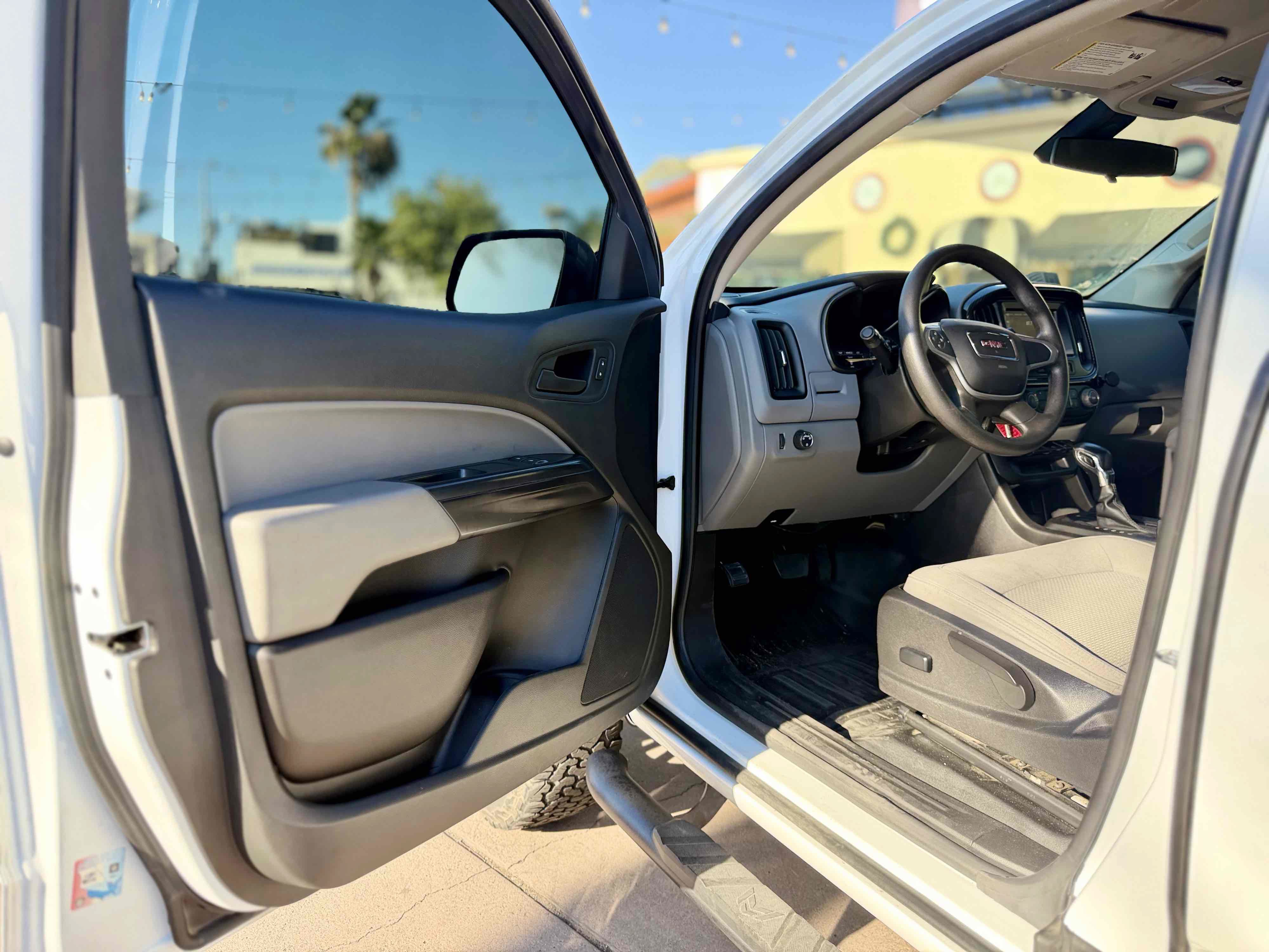 Used 2022 GMC Canyon Elevation Standard w/ Convenience Package RWD image 16