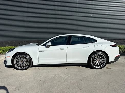 Used 2026 Porsche Panamera 4 image 2