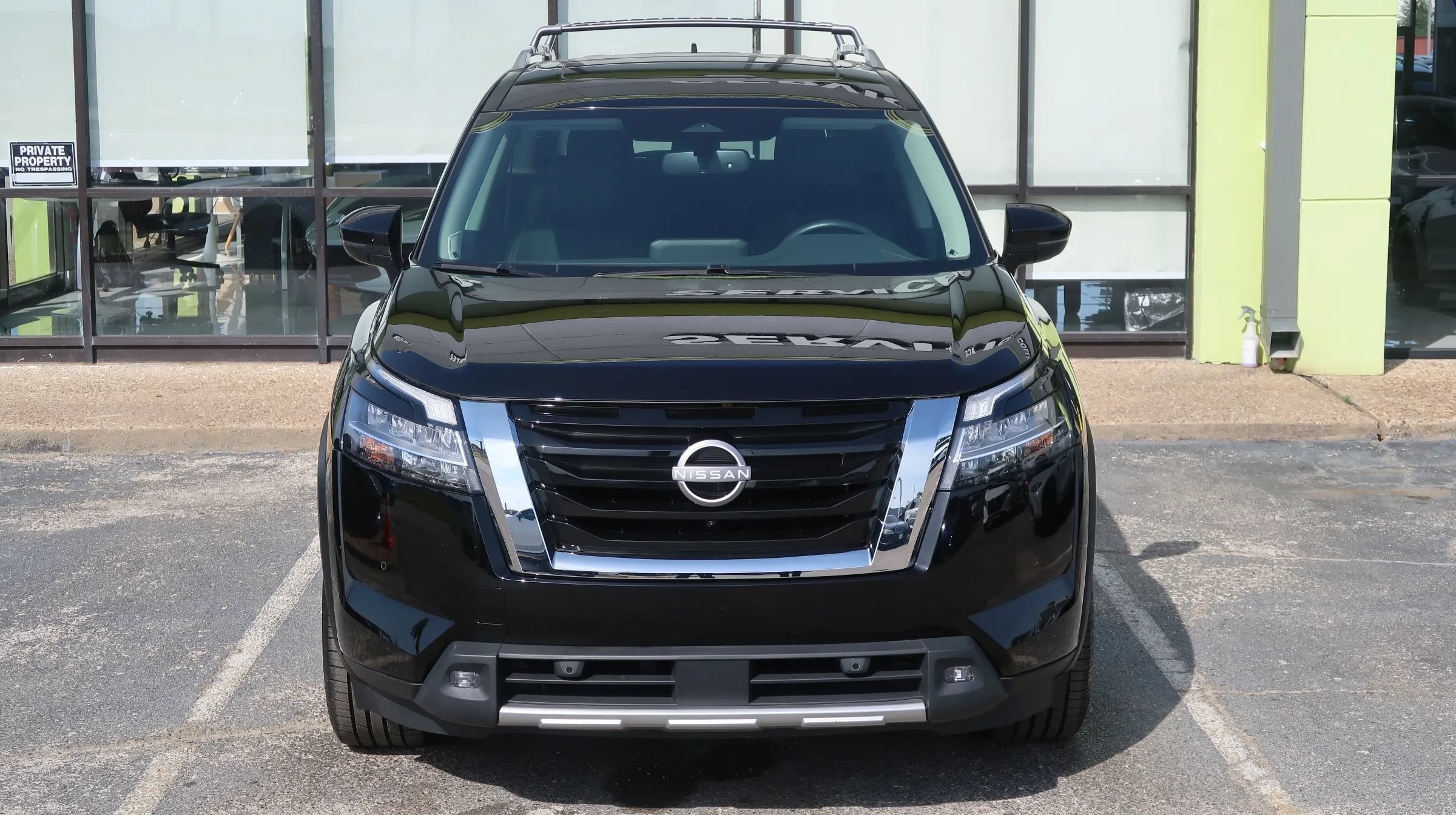 Used 2022 Nissan Pathfinder SL w/ SL Premium Package FWD image 4