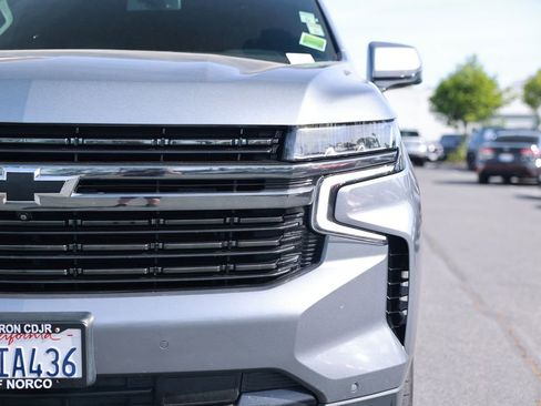 Used 2022 Chevrolet Tahoe RST w/ Luxury Package image 5