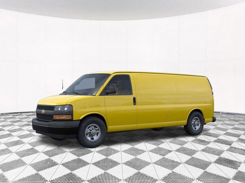 New 2026 Chevrolet Express 3500 Extended w/ Driver Convenience Package RWD image 5