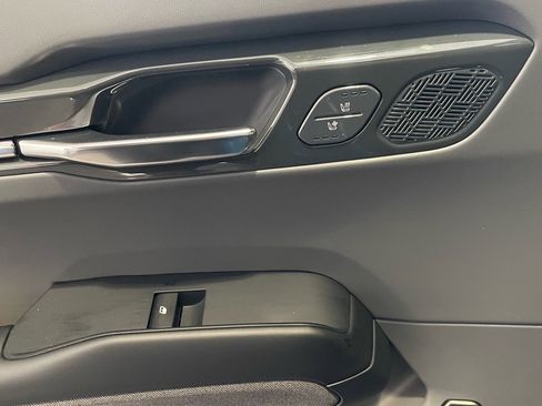 Used 2026 Kia EV9 Land w/ Nightfall Edition Package image 31