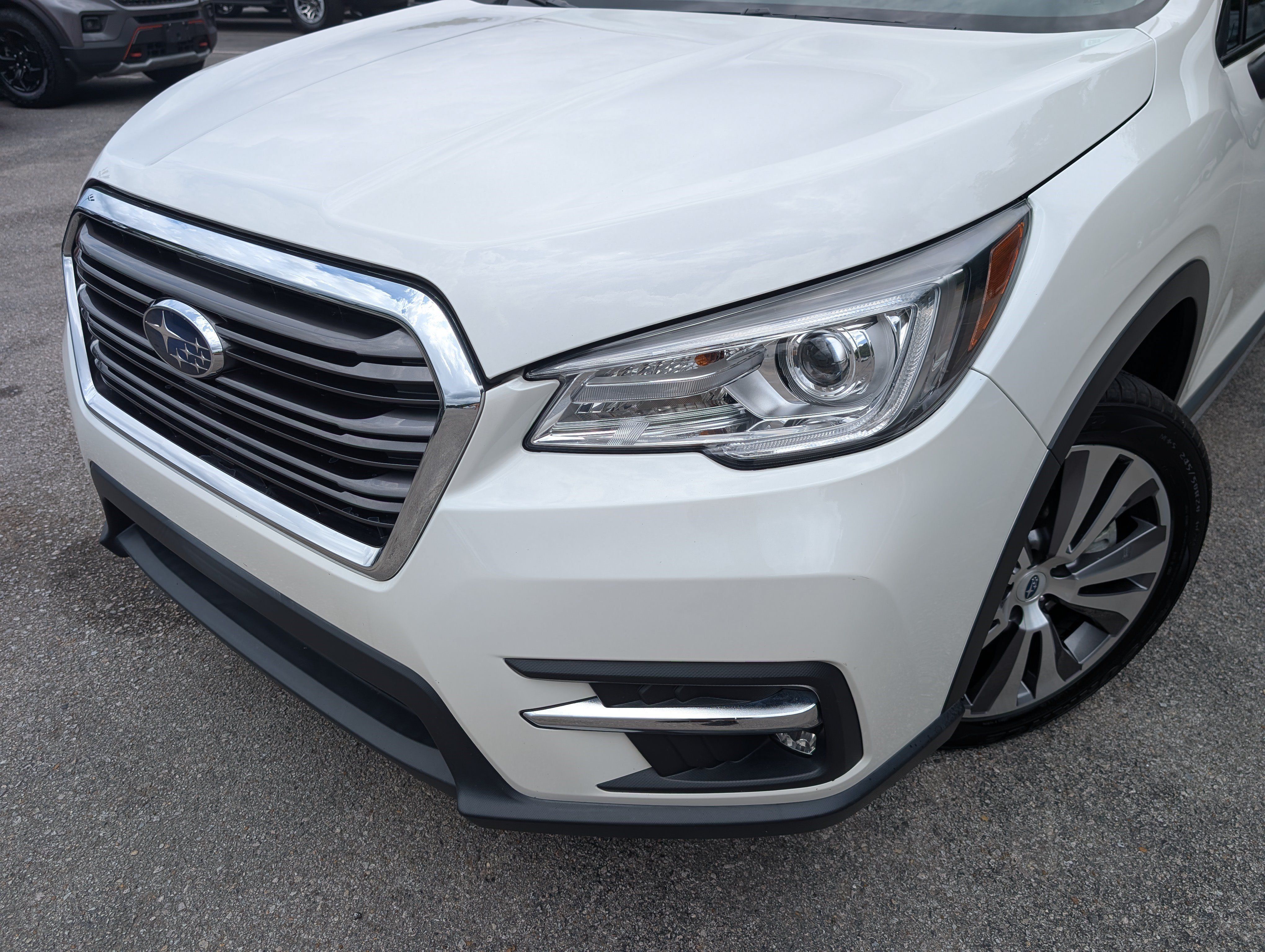 Used 2022 Subaru Ascent Limited AWD/4WD image 13