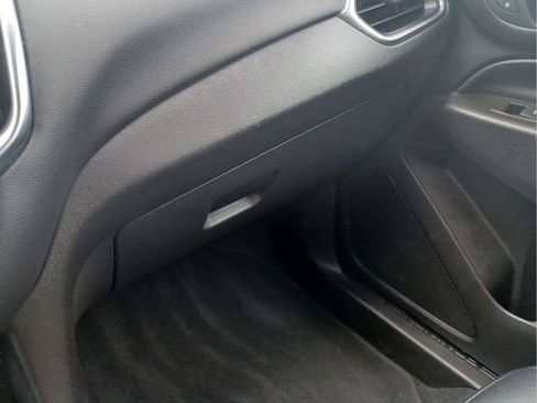 Used 2024 Chevrolet Equinox LT AWD/4WD image 25
