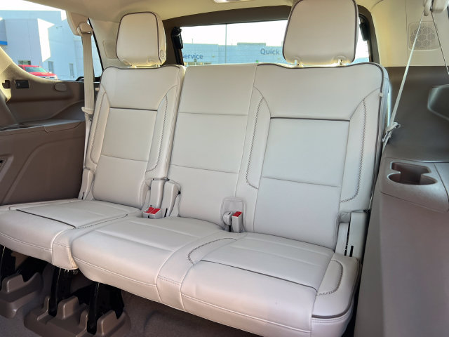 Used 2024 GMC Yukon Denali AWD/4WD image 7