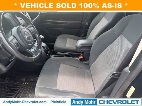 Used 2011 Jeep Patriot Latitude FWD image 13