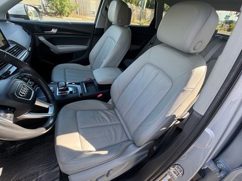 Used 2018 Audi Q5 2.0T Premium image 7