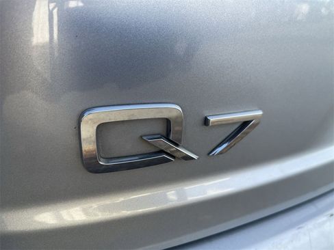 Used 2019 Audi Q7 3.0T Premium Plus w/ Premium Plus Package image 33