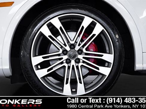 Used 2020 Audi SQ5 Premium Plus w/ Premium Plus Package image 21