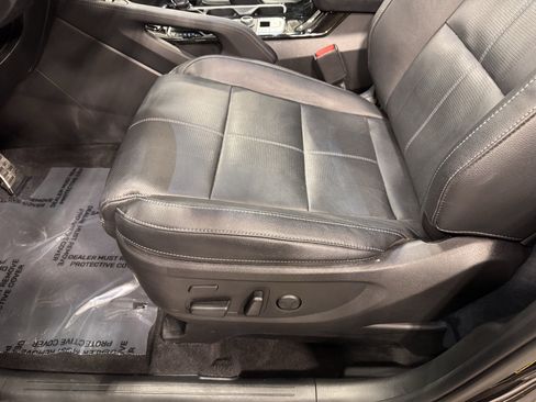 Certified 2022 Kia Telluride SX w/ Nightfall Edition Package image 21