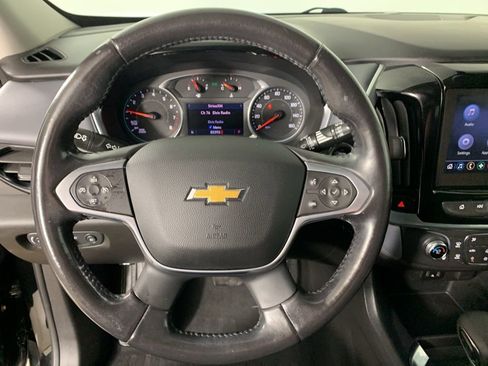 Used 2021 Chevrolet Traverse LT image 22