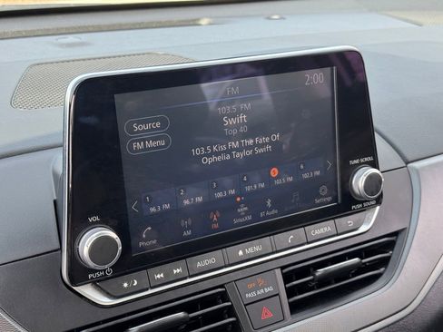 Certified 2024 Nissan Altima 2.5 SR image 12