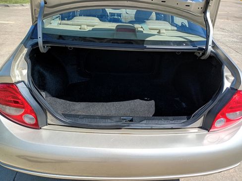 Used 2000 Nissan Maxima GLE image 6