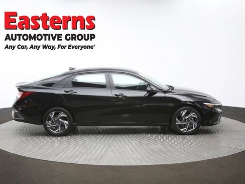 Used 2025 Hyundai Elantra Sport w/ Cargo Package image 44