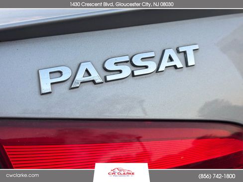 Used 2014 Volkswagen Passat 1.8T S image 21
