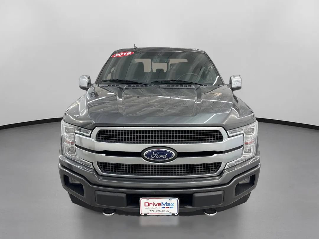 Used 2019 Ford F150 Platinum w/ Equipment Group 701A Luxury AWD/4WD image 2