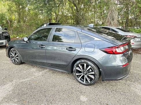 Used 2023 Honda Civic EX-L image 6