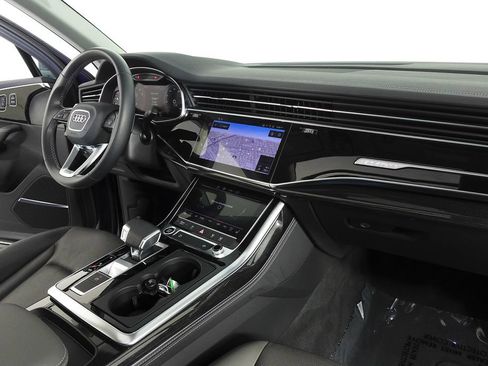 Used 2025 Audi Q7 2.0T Premium Plus w/ Premium Plus Package AWD/4WD image 13