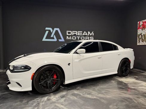 Used 2017 Dodge Charger SRT Hellcat RWD image 1