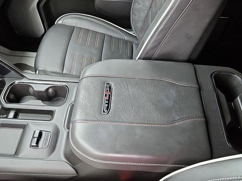 Used 2025 GMC Sierra 2500 AT4X AWD/4WD image 22