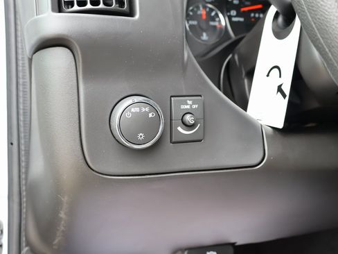 New 2025 GMC Savana 2500 Work Van w/ Enhanced Convenience Package image 10