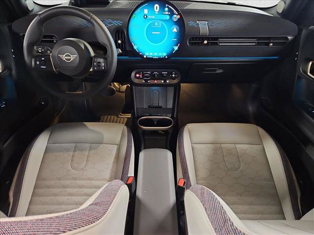 Certified 2026 MINI Cooper 4-Door Hardtop FWD image 17