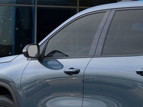 New 2026 Chevrolet Traverse LT w/ Midnight/Sport Edition image 12