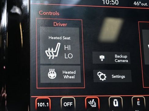 Used 2020 Jeep Grand Cherokee Altitude image 16