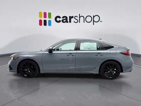 Used 2022 Honda Civic Sport Touring image 2