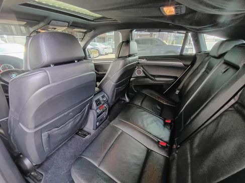 Used 2012 BMW X6 M image 65