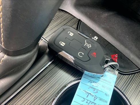 Used 2019 GMC Acadia SLT image 14