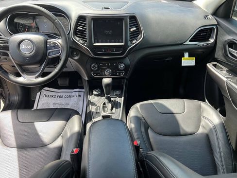 Used 2021 Jeep Cherokee Latitude Lux w/ Comfort/Convenience Group AWD/4WD image 13