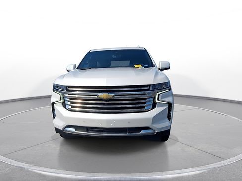 Used 2022 Chevrolet Tahoe High Country AWD/4WD image 3