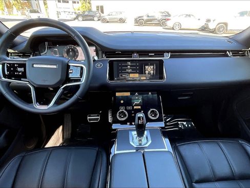 Used 2023 Land Rover Range Rover Evoque R-Dynamic S image 11