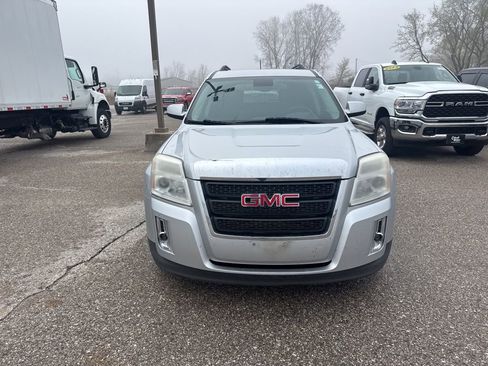 Used 2014 GMC Terrain SLE w/ Convenience Package image 2