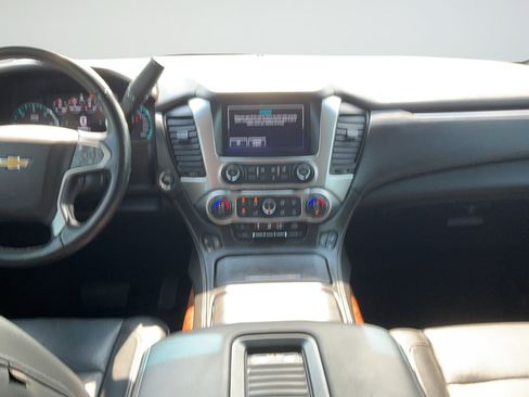 Used 2020 Chevrolet Tahoe Premier w/ Premier 6.2L Value Package RWD image 7