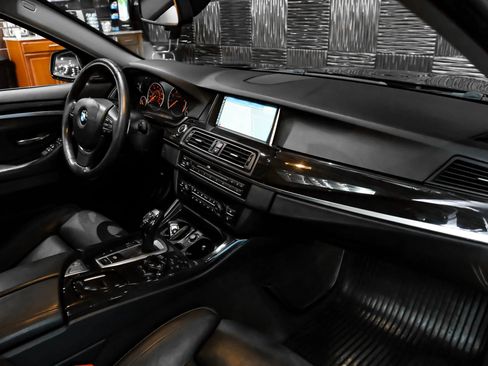 Used 2014 BMW 550i Sedan RWD image 15